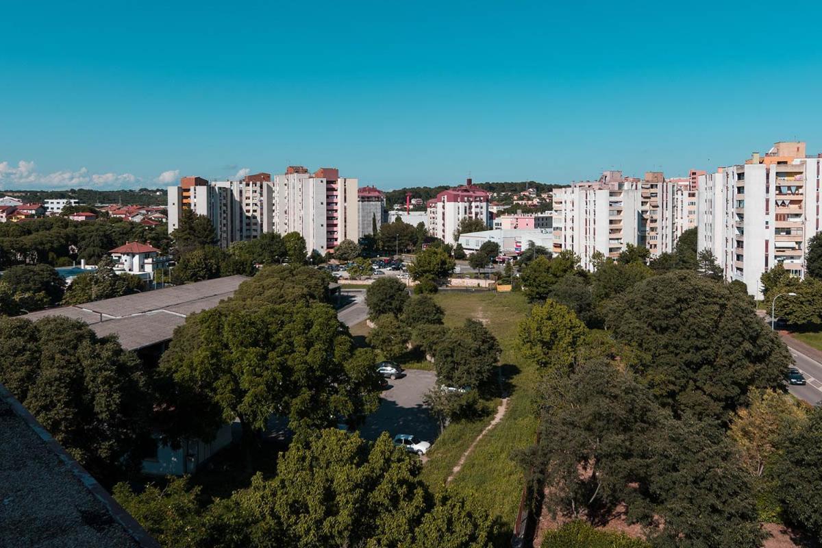 Apartment Joelle Pula Exterior photo